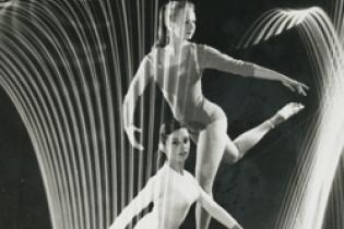 Ostoja-Kotkowski, Stanisław : photograph of two dancers, 1966